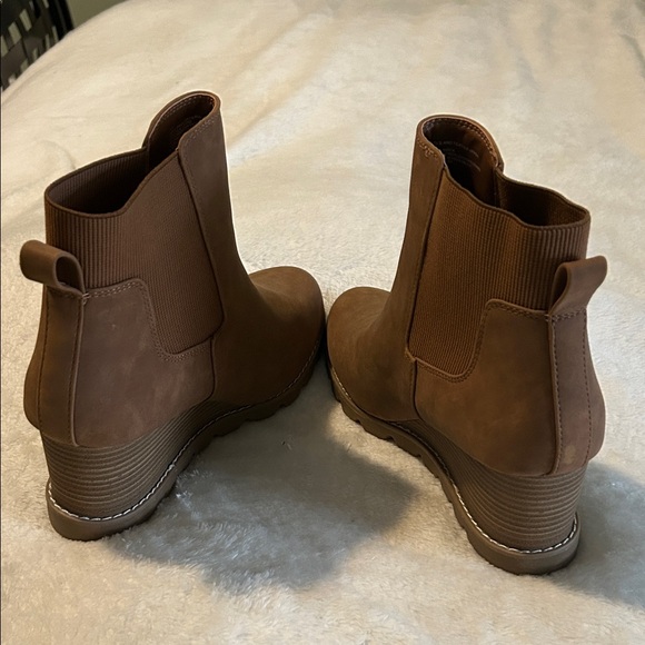 Universal Thread Tan Ankle Booties - Picture 2 of 7